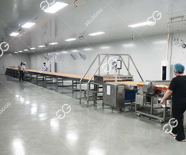 Machine de fabrication de biscuits au Bangladesh