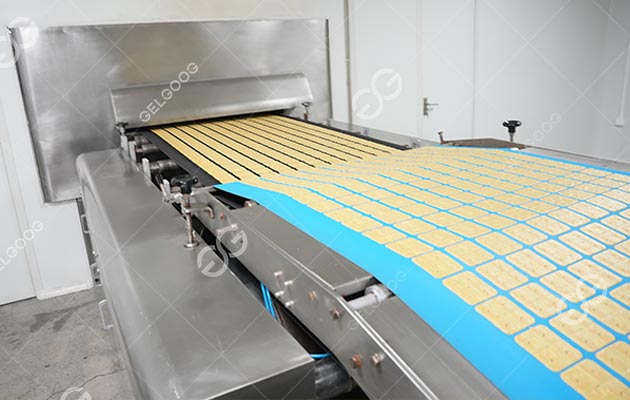 Machine à fabriquer des biscuits